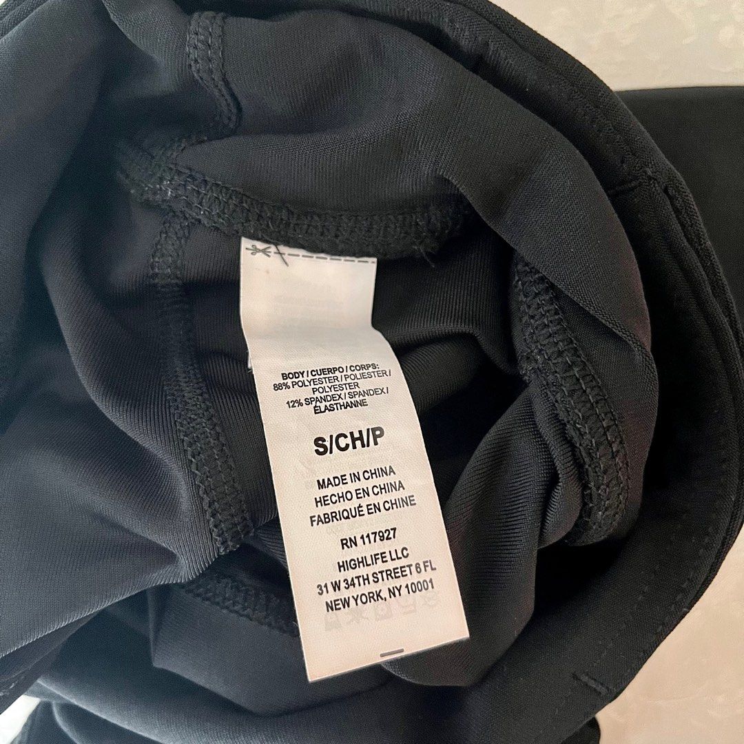 Reebok Black Skinny Capri Leggings Women s Fashion Activewear on Carousell