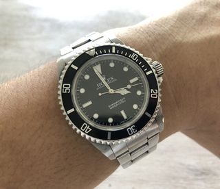 (Category: ) located in . Submitted by exportwatches (Listing ID 1334408974, Image 1). Description: .