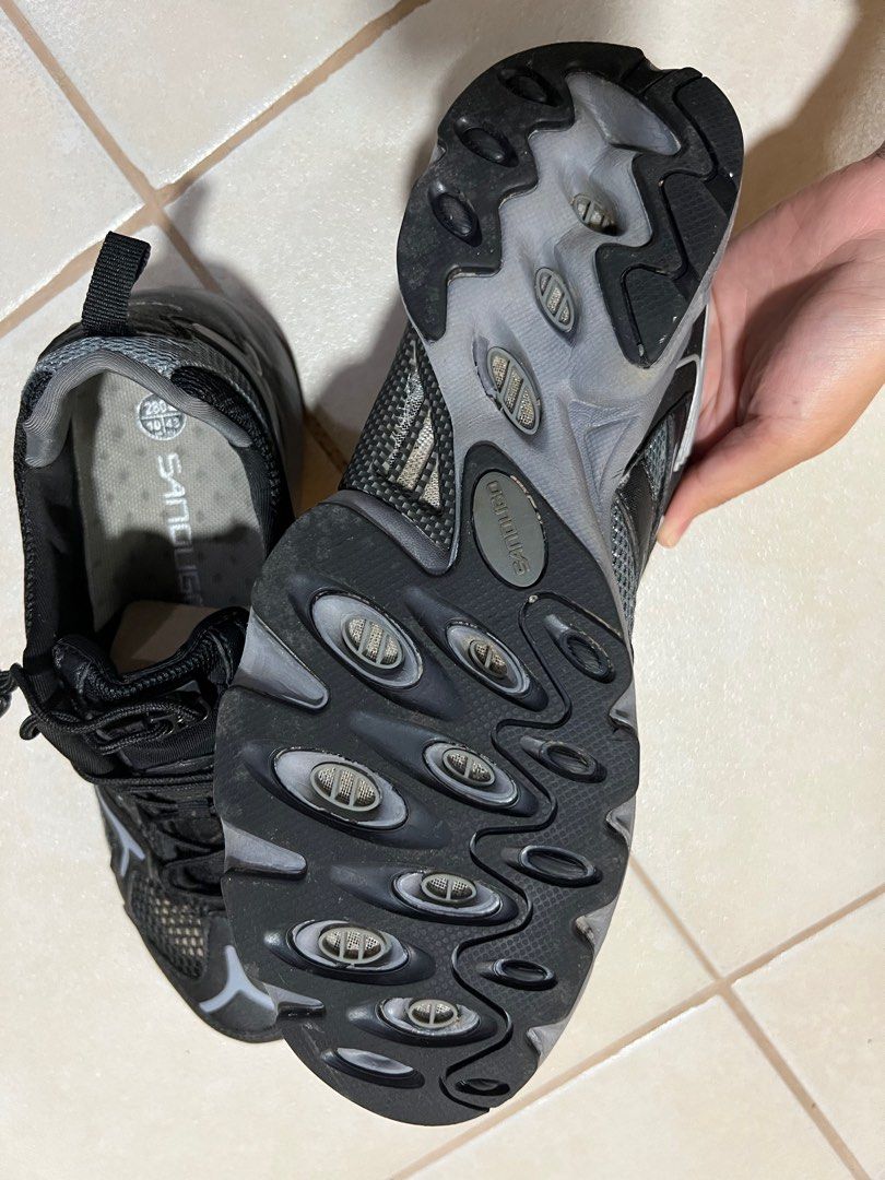 Sandugo Hiking Shoes Men s Fashion Footwear Sneakers on Carousell