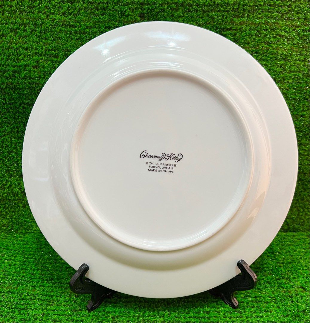 Sanrio Charmmy Kitty Ceramics Plate (Category: Dinnerware & Cutlery) located in Binan City. Submitted by mayjhe (Listing ID 1334507866, Image 2). Description: ✨ For Sale ✨ 🎄 Charmmy Kitty 🎄Ceramic Plate 🌸 Other details posted 🔖 Price is ₱ 180.00 🌸 MOP : Gcash 🛵 Courier J&T and Lalamove 🇵🇭 Location Biñan Laguna 📋 Shipping every Thursday ☘️ For Fragile Items we ensure the the items are packed securly with bubble warp & carton dividers with