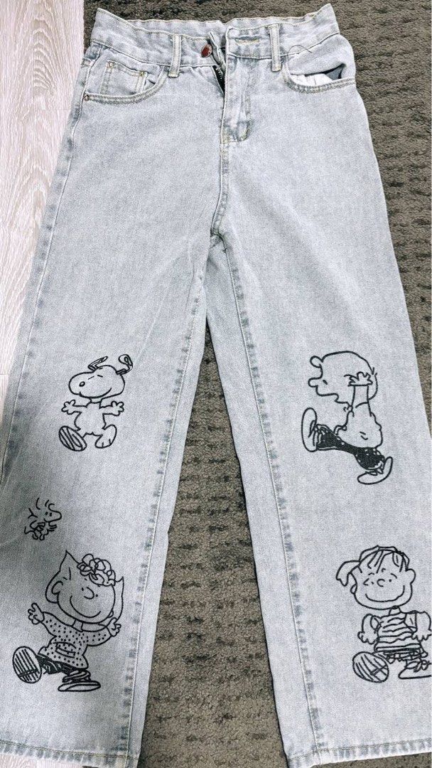 Snoopy jeans, Women's Fashion, Bottoms, Jeans Leggings on Carousell