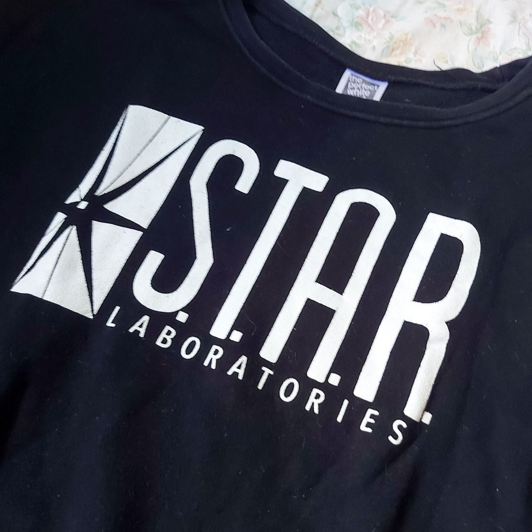 Star labs sweater store