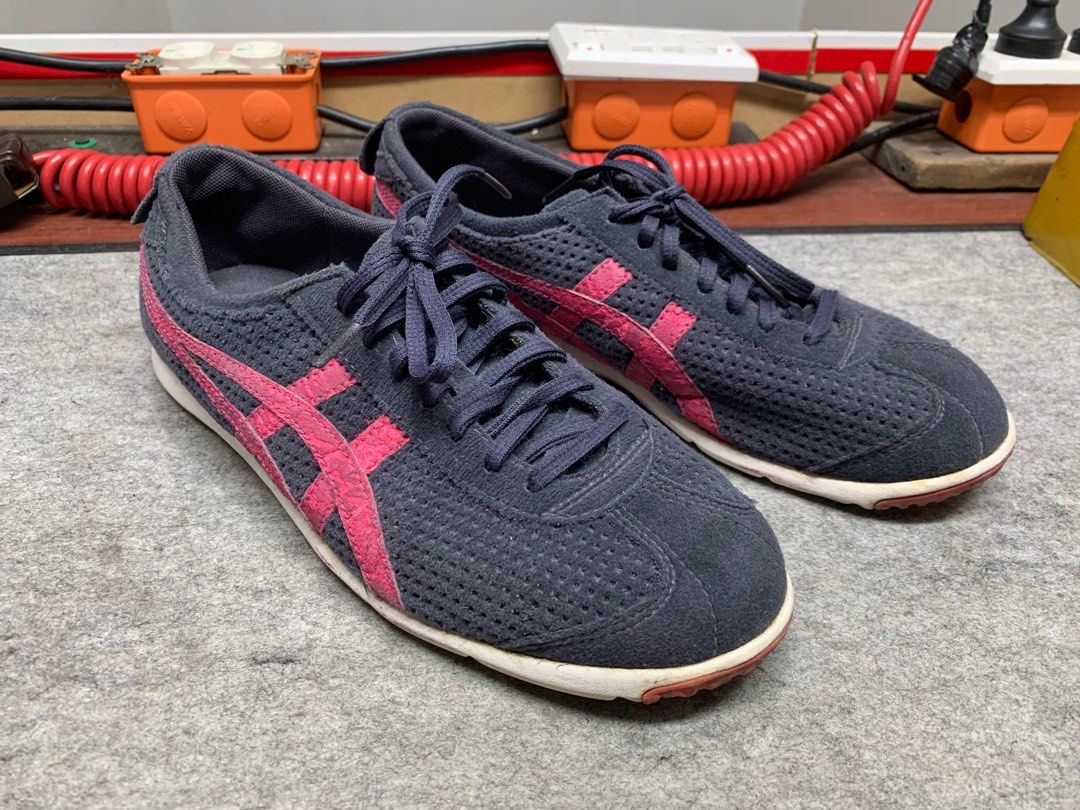 Euro size 39.5 top