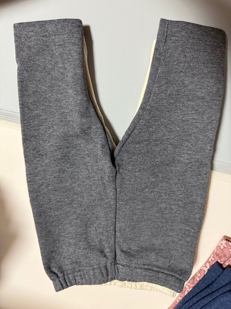 Uniqlo Fleece Leggings Babies Kids Babies Kids Fashion on Carousell