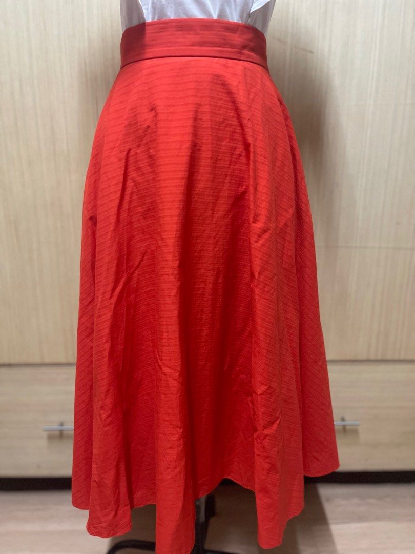 Uniqlo Orange Midi Skirt Women s Fashion Bottoms Skirts on Carousell