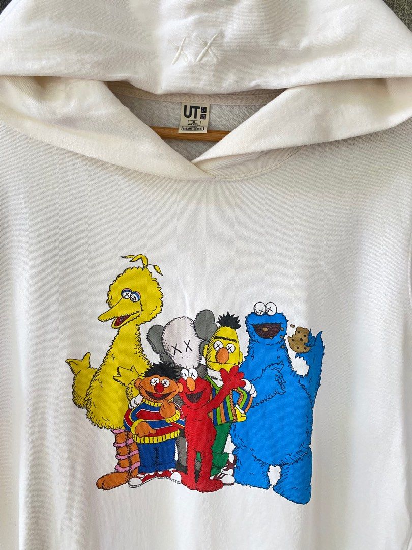 Kaws uniqlo sesame street hoodie top