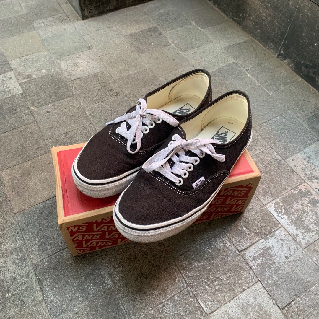 Vans authentic bw outlet