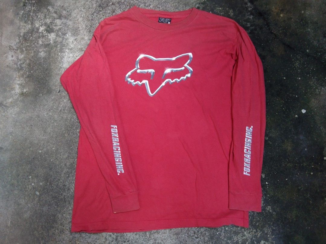 Vintage fox long sleeve (Category: Activewear) located in Manila. Submitted by jairus_clothing11 (Listing ID 1334510820, Image 1). Description: FOR SALE.