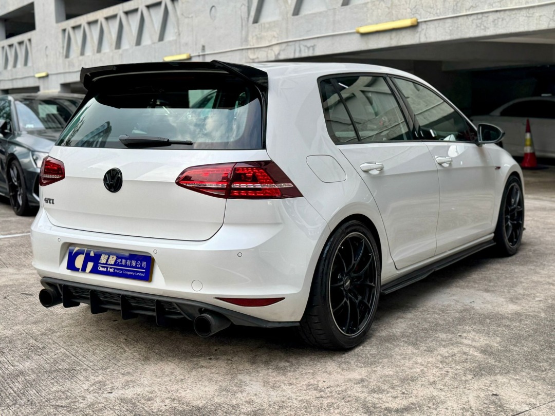 Volkswagen Golf 2.0 GTI TSI (A)62863126868611112