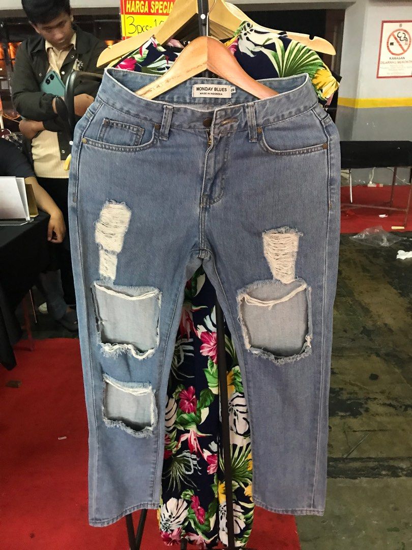 100000% ORIGINAL MONDAY BLUES DENIM PANTS JEANS ROBEK RIPPED MOM