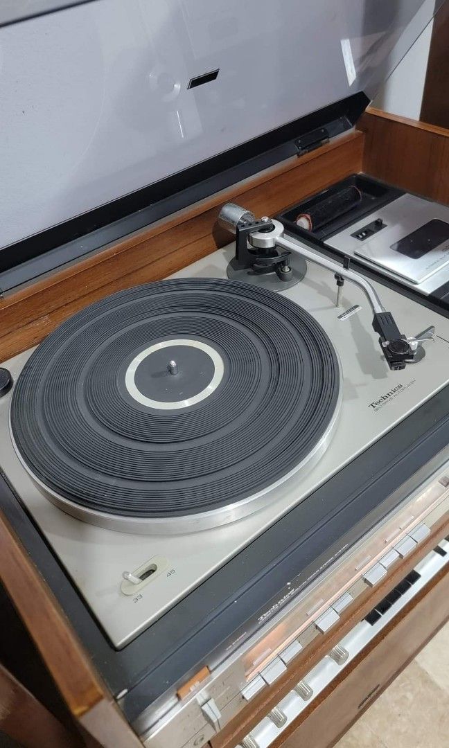 商品画像：1970s Technics SC-170 Stereo System with SB-301 Speakers 2