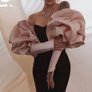 （分類：）位於 。 由 fioscloset 提交（商品編號 1334705406，圖片 1）。簡介： 。