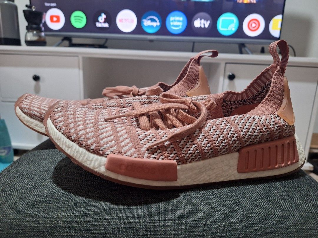 Nmd r1 ash pink top