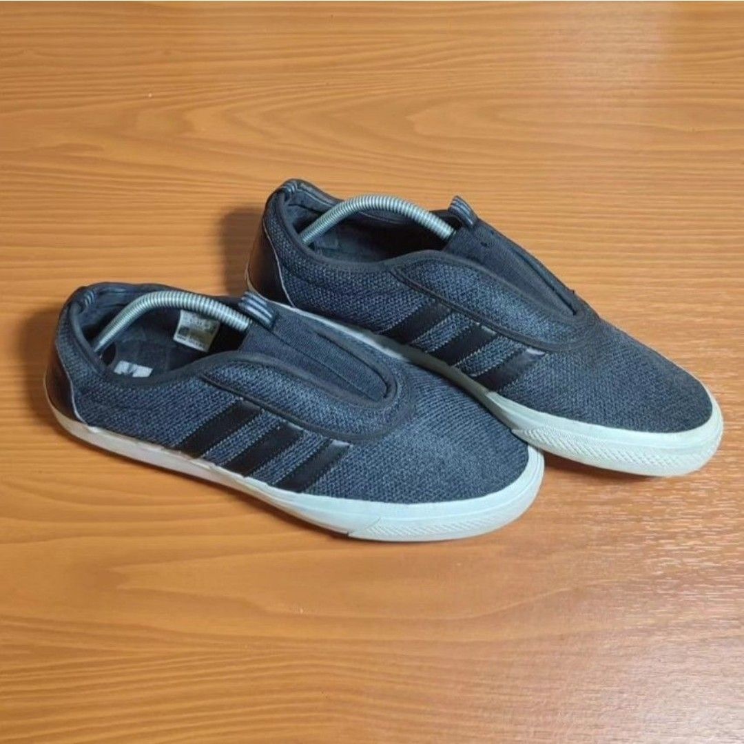 adidas kung fu slip on
