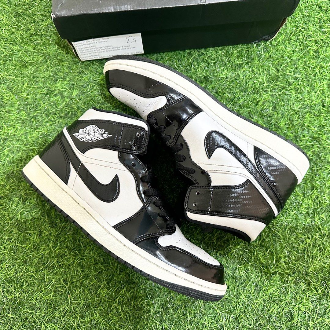 nike jordan mid carbon fiber