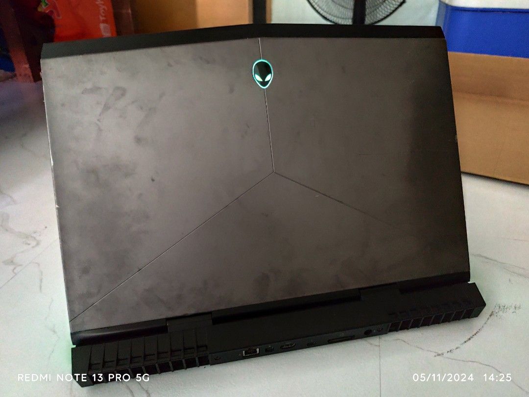 Alienware 17 R5 core i7 8750H 16gb ram 256ssd 1TB hdd with GTX 1070 8gb ...