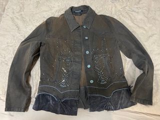 （分類：）位於 。 由 cheuco 提交（商品編號 1334574642，圖片 1）。簡介： 。