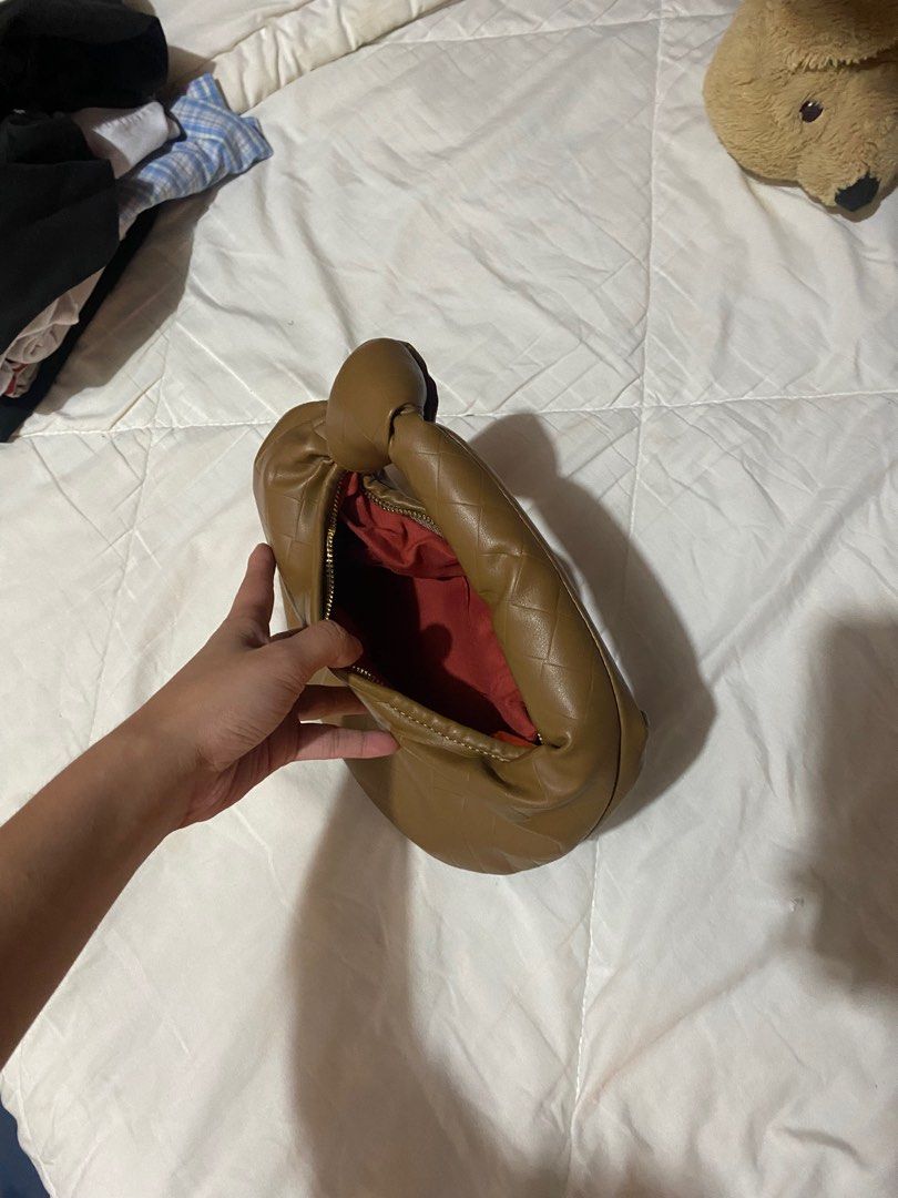 brown bag small (Category: Clutches) located in Binan City. Submitted by themkeps (Listing ID 1334567373, Image 3). Description: never used.
