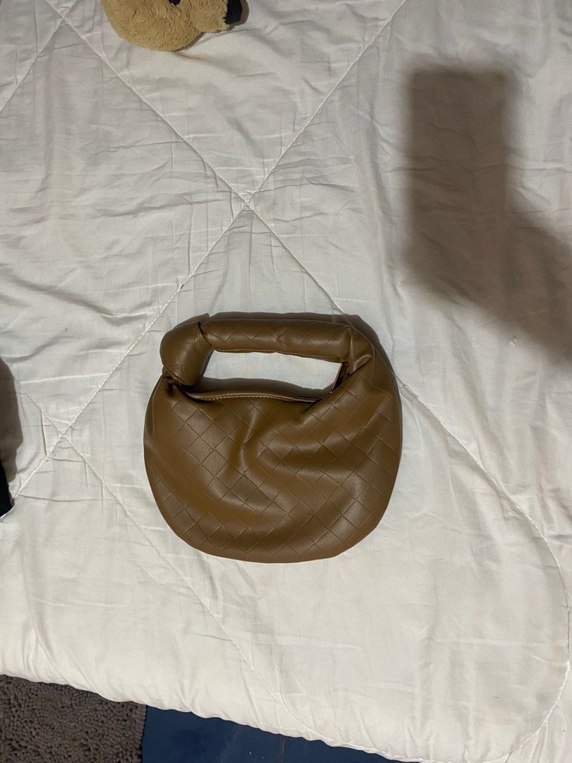 brown bag small (Category: Clutches) located in Binan City. Submitted by themkeps (Listing ID 1334567373, Image 2). Description: never used.