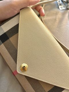 (Category: ) located in . Submitted by bloshh (Listing ID 1334597769, Image 1). Description: .