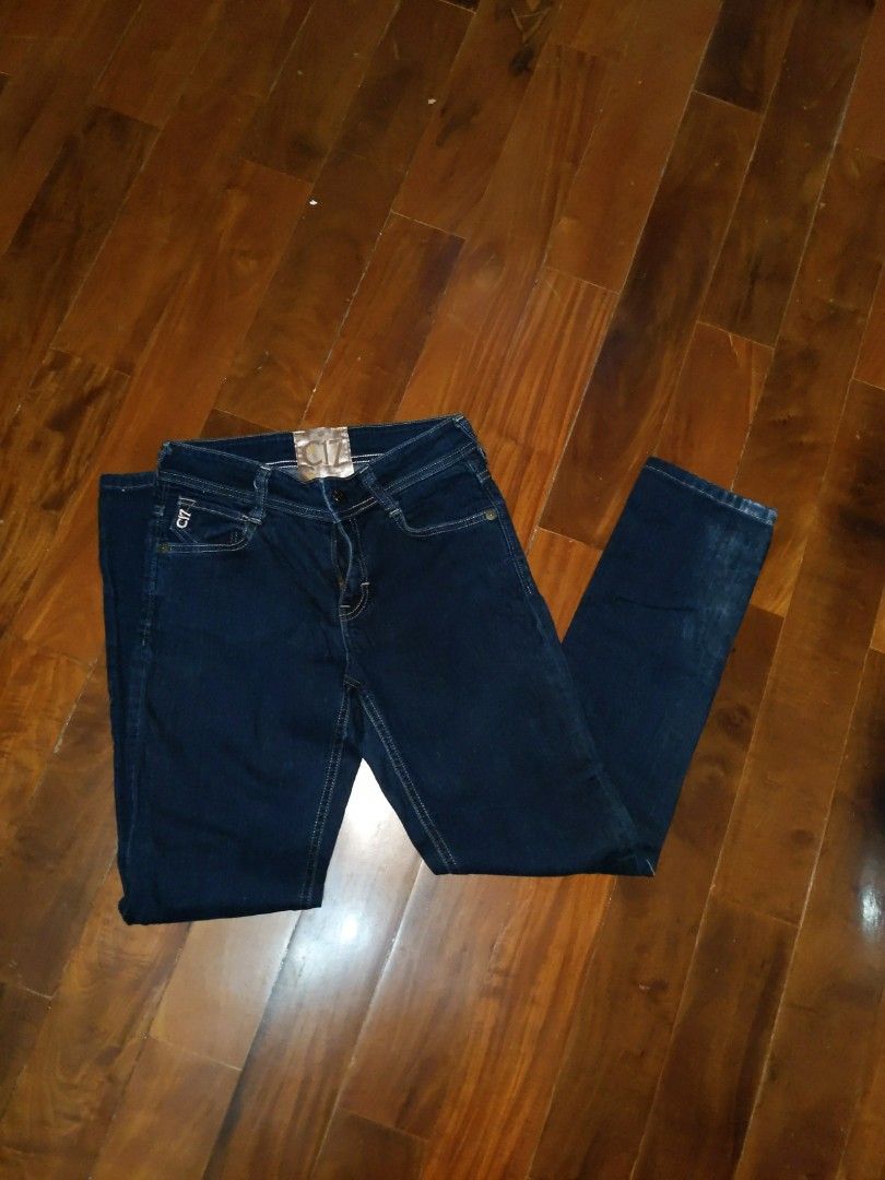 C17 High Rise Jeans Size 28 (Category: Jeans) located in Daraga. Submitted by mabcltr (Listing ID 1334615924, Image 1). Description: .