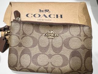 (Category: ) located in . Submitted by radinyana (Listing ID 1334662604, Image 1). Description: .