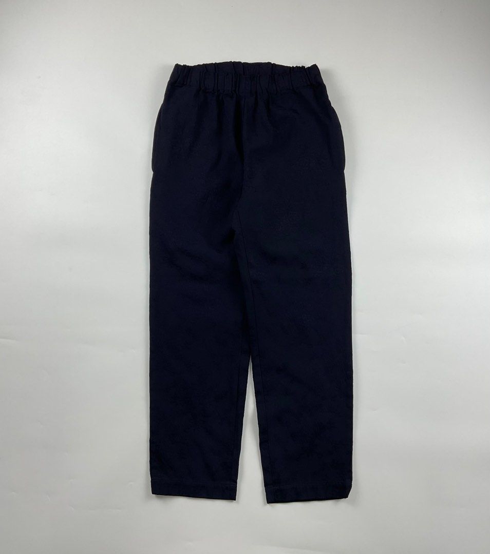 Comme des Garcons Floral Jacquard Easy Pants (Category: Trousers) located in Paranaque City. Submitted by _baclarancartel (Listing ID 1334666981, Image 1). Description: Comme des Garcons Floral Jacquard Easy Pants Sz XS fits 28 Check measurements 9/10 Condition Missing main tag Waist: 12-14 Inseam: 24 Leg Opening: 6.5 Front Rise: 10 Thigh: 10.5 Knee: 8.5.