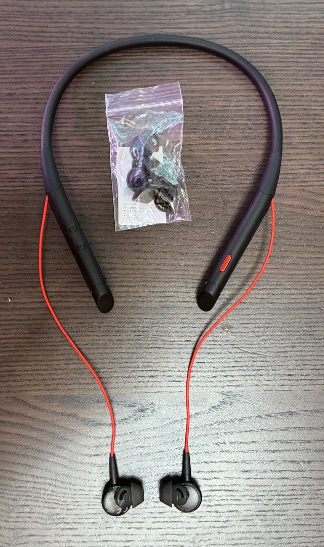 Plantronics Voyager 6200 Plantronics V6200 Cordless Bluetooth