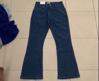 (Kategori: ) berada di . Dikirim oleh vintaestuff (ID iklan 1334670425, Gambar 1). Deskripsi: .