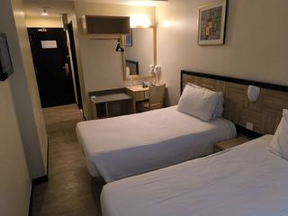 (Category: ) located in . Submitted by firstworldgenting (Listing ID 1334646224, Image 1). Description: .