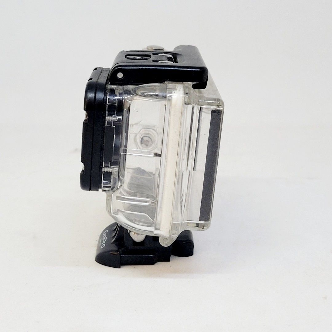 Go Pro case with accessories (Category: Video Cameras) located in Manila. Submitted by isko_sarisari (Listing ID 1334613782, Image 3). Description: Used on a couple of times then stored.