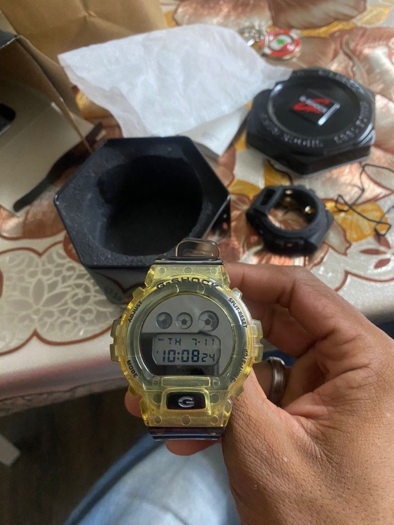 gshock dw6900 sk1 Men s Fashion Watches Accessories Watches on Carousell