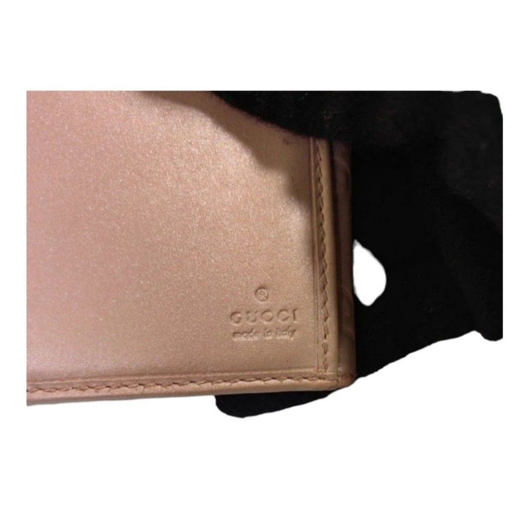 Gucci (Category: Luxury Bags & Wallets) located in Quezon City. Submitted by maneradesignersboutique (Listing ID 1334635993, Image 3). Description: Money back guarantee 💯% Guaranteed authentic Brand: G***issima double sided flap wallet Materials: Monogram Calfskin Leather Color: Metallic peach Size: Long Condition: 8/10 color touch up - USED Inclusions: wallet w/box Rank review by the criterion of our shop about the products condition and level.