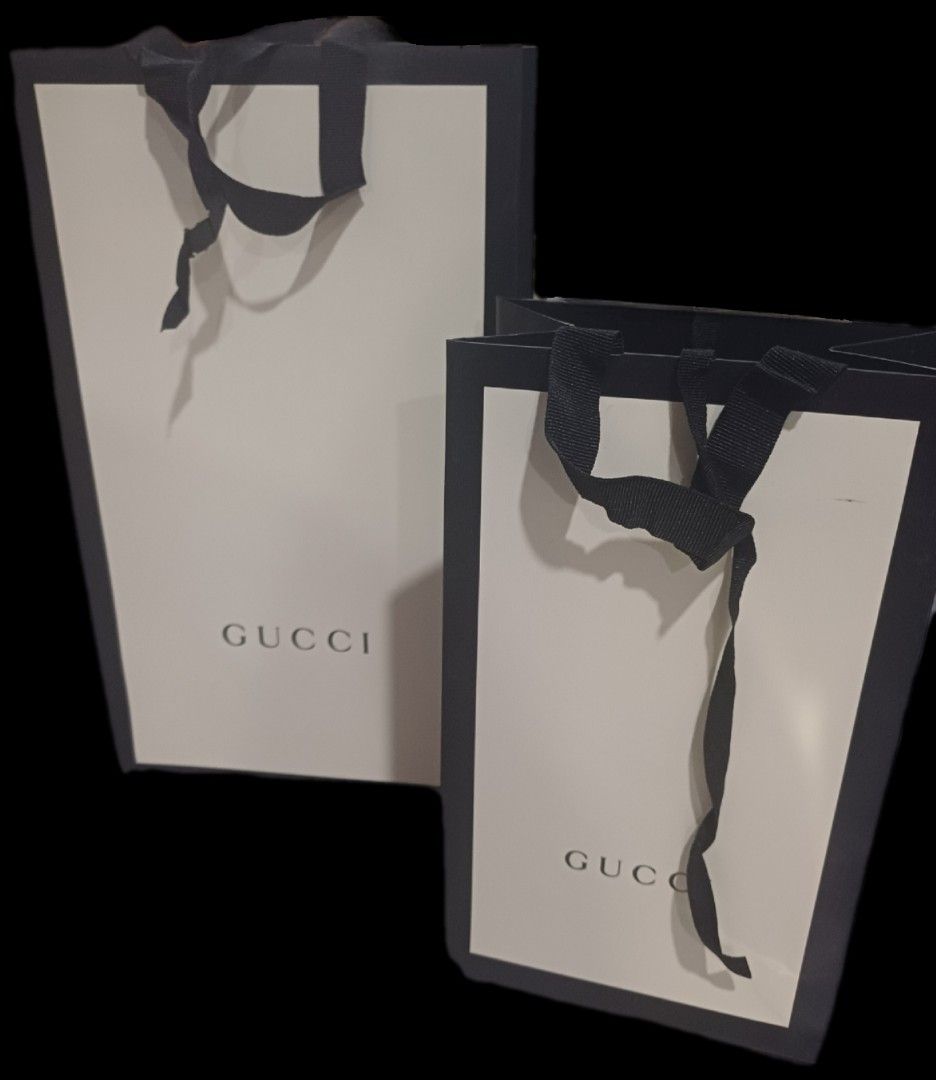 Gucci paper bag 2 sizes available