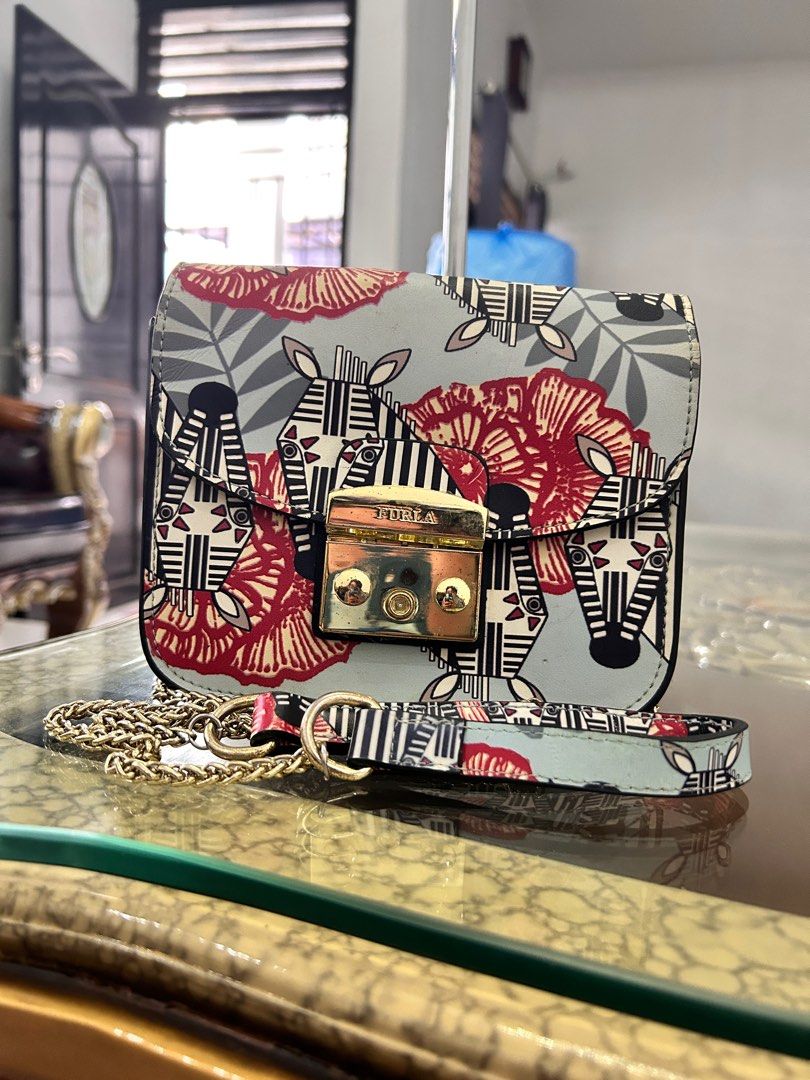Harga Nett Sale Ambyar Furla Metropolis Mini Harga Nett Fesyen Wanita Tas Dompet di Carousell