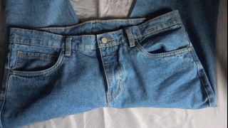 (Category: ) located in . Submitted by loreen07 (Listing ID 1334587060, Image 1). Description: .