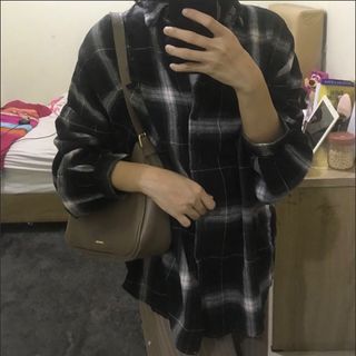 (Kategori: ) berada di . Dikirim oleh ennpreloved__ (ID iklan 1334712488, Gambar 1). Deskripsi: .
