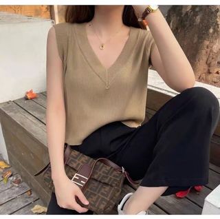 (Category: ) located in . Submitted by _closet_declutter_ (Listing ID 1334614441, Image 1). Description: .