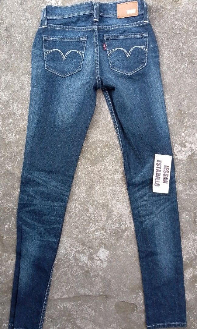 Levi's demi curve low rise skinny hot sale