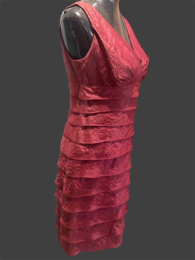 London Times Petites (Category: Dresses) located in Quezon City. Submitted by concord2137 (Listing ID 1334619291, Image 2). Description: *Bought this at Macy's circa 2015 SIZE 6 PETITE 71% Rayon 18% Polyester 11% Nylon Lining is 100% polyester FOR PRICE/ BRAND REFERENCE: https://maggylondon.com/collections/shop-all-london-timesauto?srsltid=AfmBOoqkwMv9BLstWySzllAF78XaTrE_Ctn42M0iCdq3ClKsqcNGZbRW.
