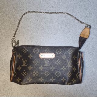 (Category: ) located in . Submitted by redneval (Listing ID 1334715967, Image 1). Description: .