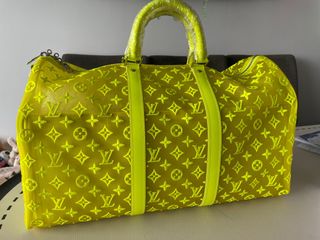 (Category: ) located in . Submitted by ilovetoshoptoo (Listing ID 1334619135, Image 1). Description: .