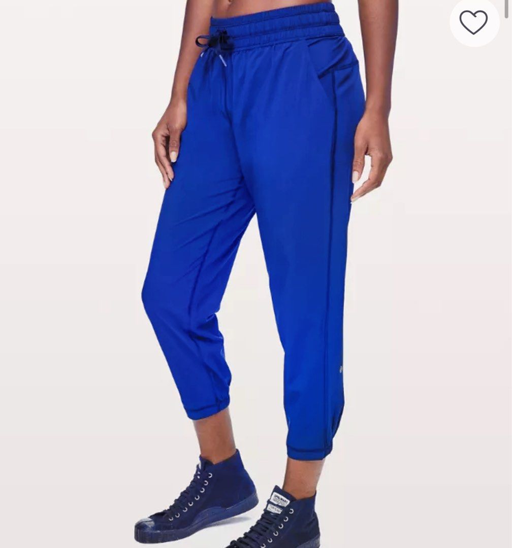Lululemon Namaskar Crop Joggers in Harbor Blue