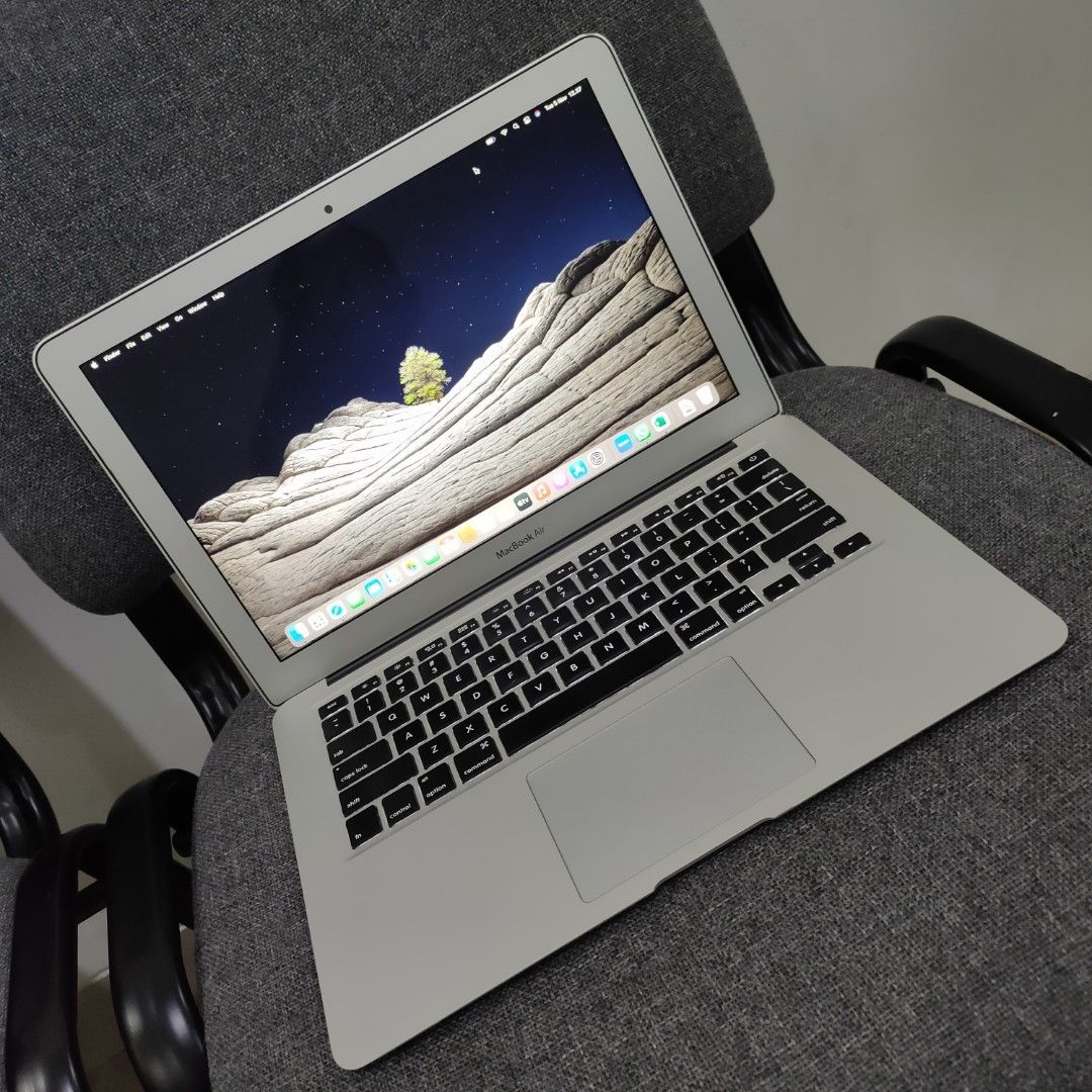 MacBook Air 13インチ Early2015 美品 マックブックエアー Apple