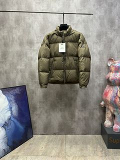 (Category: ) located in . Submitted by fashion-life. (Listing ID 1334621841, Image 1). Description: .