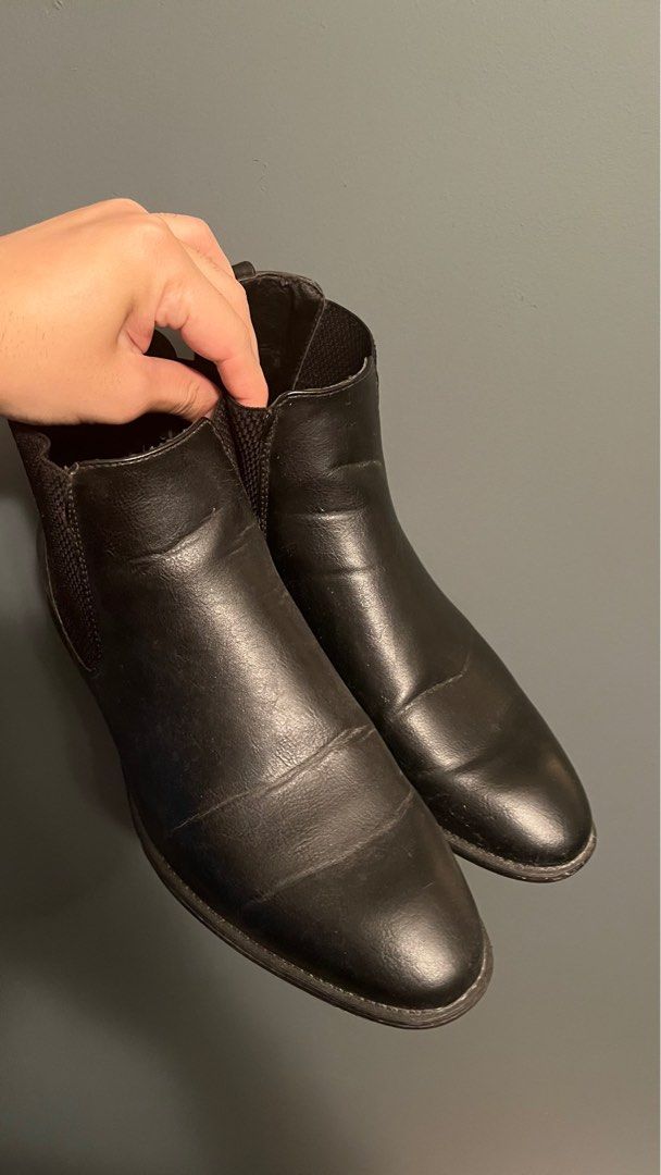 New look Chelsea boots UK 9 Men s Fashion Footwear Dress Shoes on Carousell