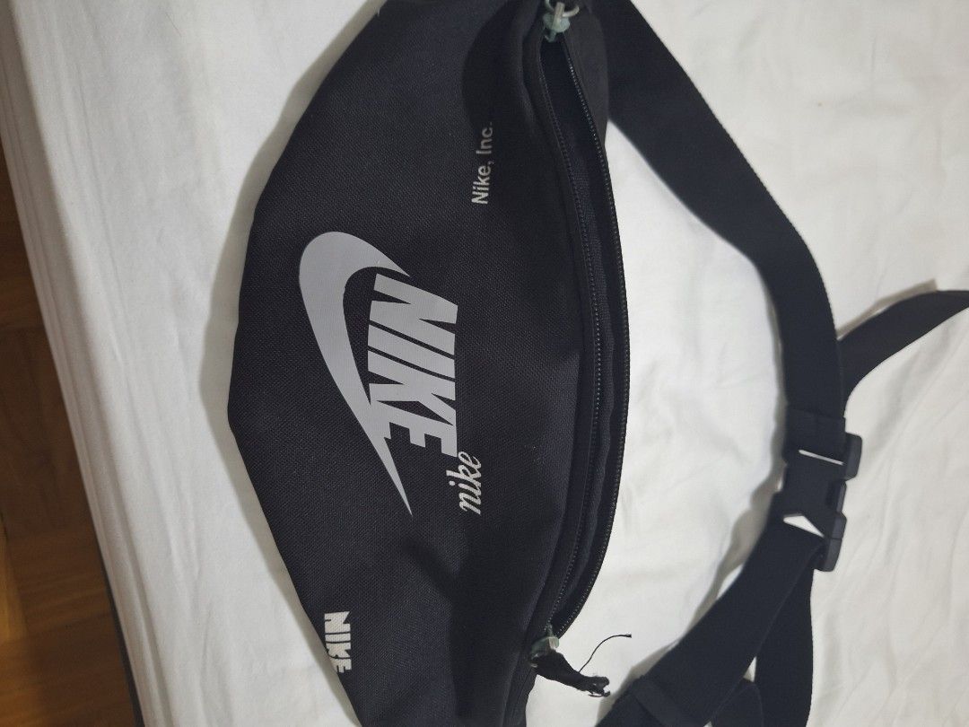 nike chestbag