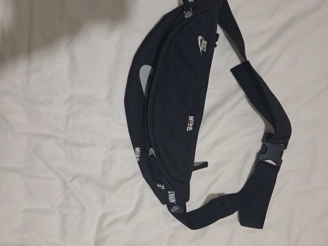 nike chestbag