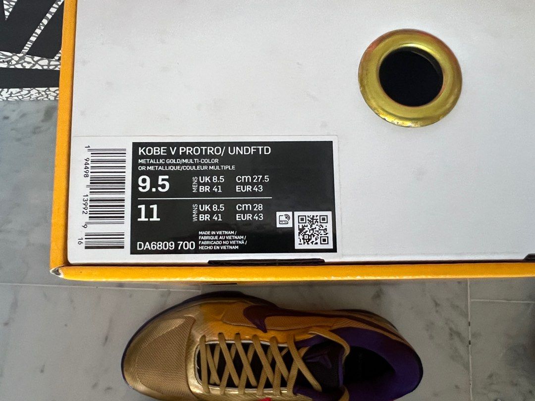 Nike Kobe V Protro Undefeated Hall Of Fame UK8.5 US9.5 EU43, Men 