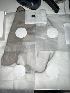 Perfume  Me with Chanel 擴香石 (HK50 each) Price Negotiable64168637854978110